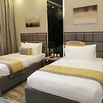 Clowzer Hotel Appartments
